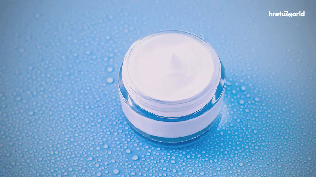 ড্রাই বা শুষ্ক ত্বকের যত্ন কিভাবে নিবেন। 3 moisturizer