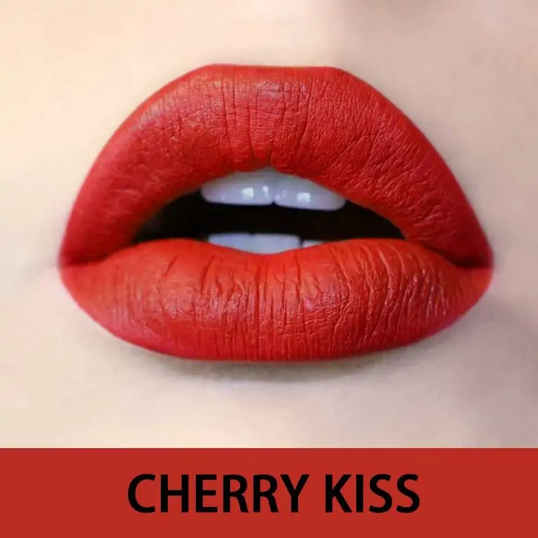 CHERRY KISS